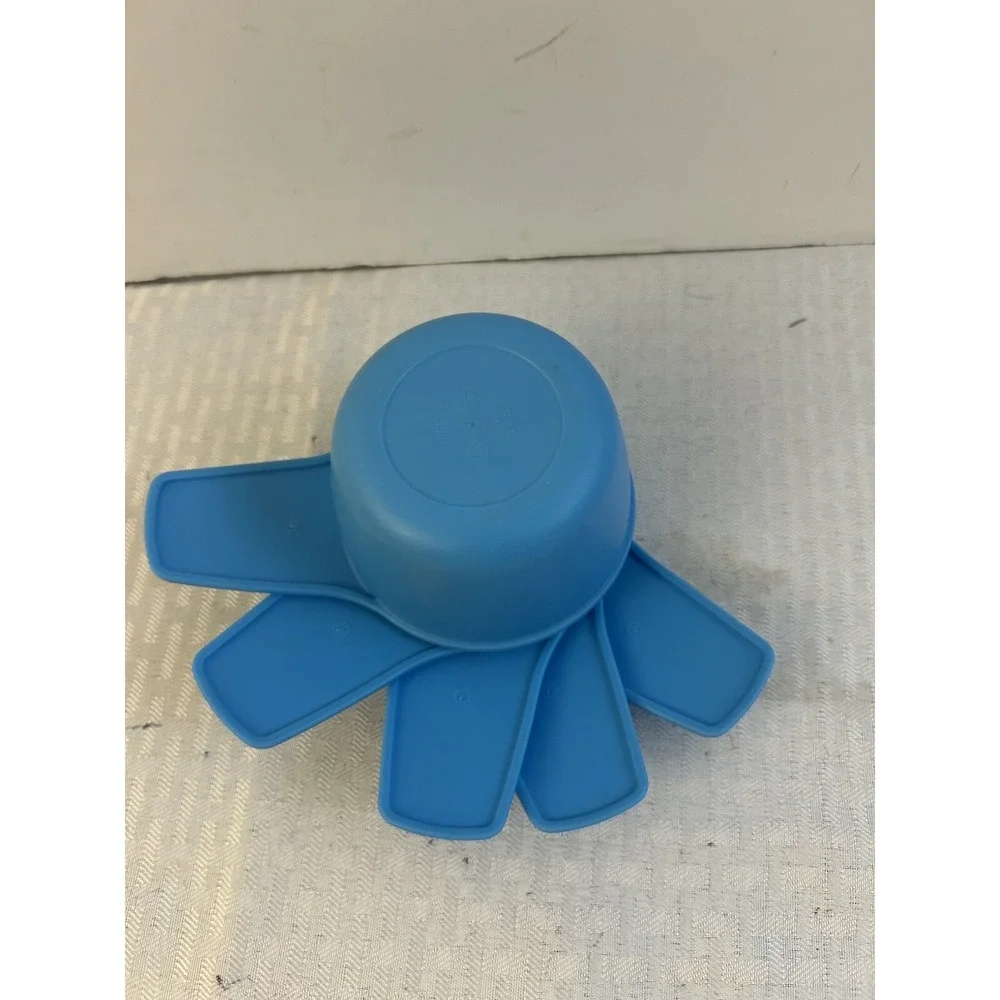Tupperware Measuring Cups 5 Double Spouts & Curved Handles Blue Replacement